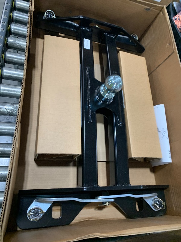 Photo 1 of Reese 30946 Max Duty Gooseneck Hitch, 14,000 lbs. Capacity, 2-5/16 Inch Ball Included, Exclusive use Max Duty Underbed Mounting System