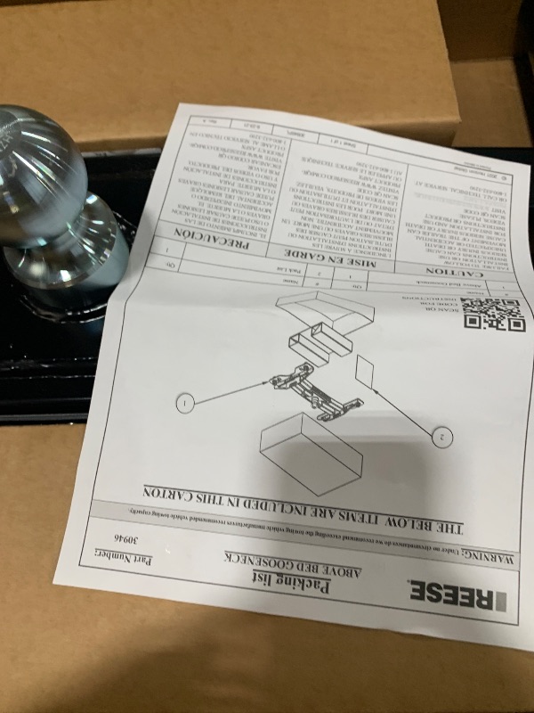 Photo 1 of Reese 30946 Max Duty Gooseneck Hitch, 14,000 lbs. Capacity, 2-5/16 Inch Ball Included, Exclusive use Max Duty Underbed Mounting System