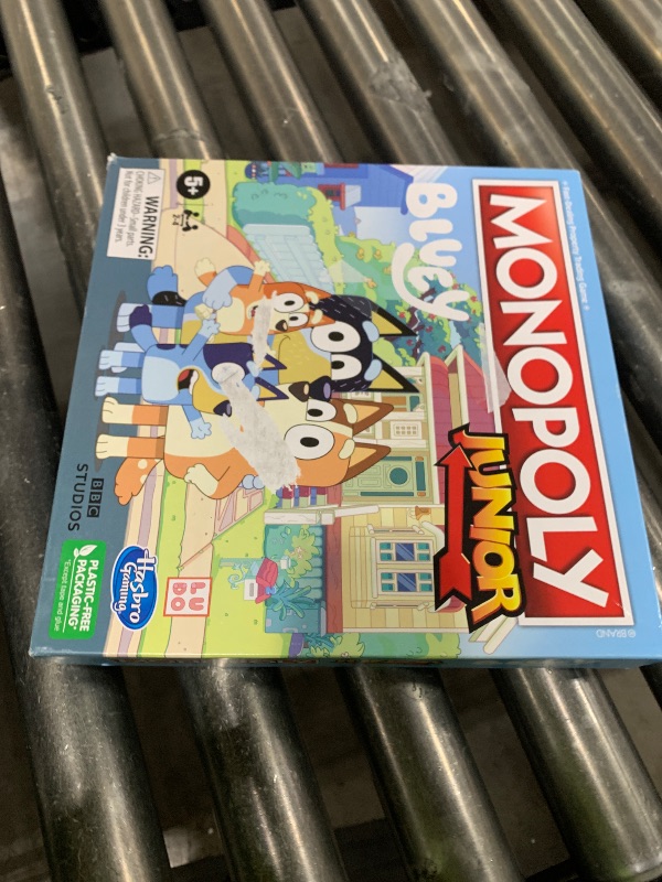 Photo 1 of Hasbro Gaming Monopoly Junior Bluey Edition Board Game | Kids Play as Bluey, Bingo, Mum & Dad for Girls & Boys | Ages 5+ (Amazon Exclusive)