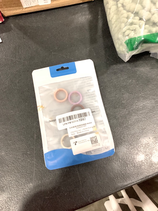 Photo 1 of ZOOROO 6 Pack Ring Cover Compatible with Oura Ring Gen 4/Oura Ring Gen 3 Horizon/Gen 3 Heritage, Surport Charging with Cover on, Anti-Scratch Elastic Silicone Ring Protector Men Women Working Out Gym