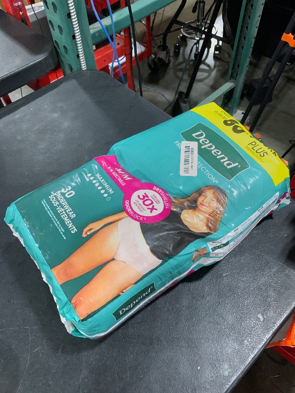 Photo 1 of Depend Fresh Protection Adult Incontinence & Postpartum Bladder Leak Underwear for Women, Disposable, Maximum, Medium, Blush, 30 Count, Packaging May Vary