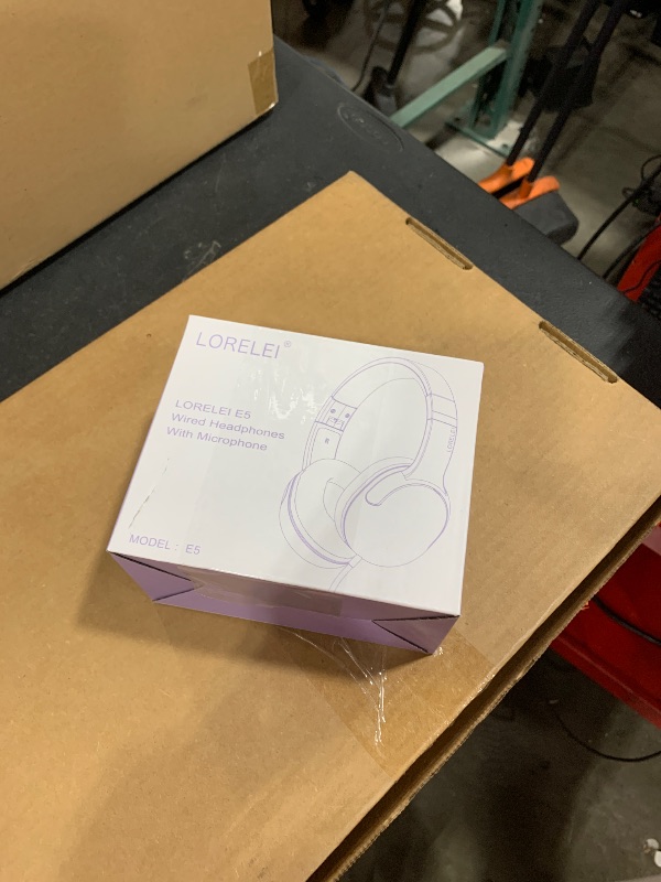 Photo 1 of LORELEI E5 Wired Headphones for Kids Foldable & 3.5mm Jack Tangle Free Nylon Wire Stereo On Ear Headsets for Kids/Children/School/Tablet/Ipad/Kiddle/Plane (Beige White)