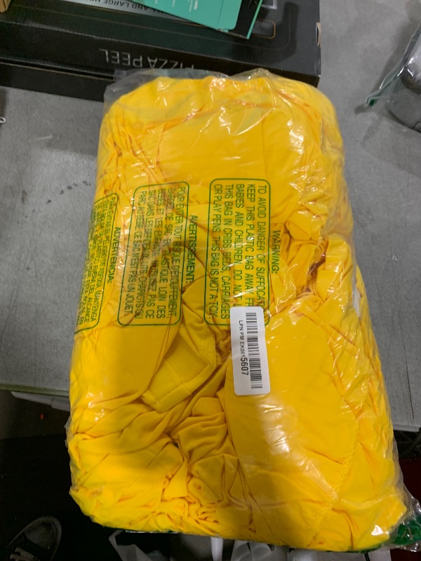 Photo 1 of Smiry 2 Pack Spandex Table Cloth 5FT, Elastic Fitted Stretch Tablecloths for Rectangle Tables, Washable Table Cover for Outdoor, Wedding, Banquet & Parties (Yellow, 60Lx30Wx30H Inch)