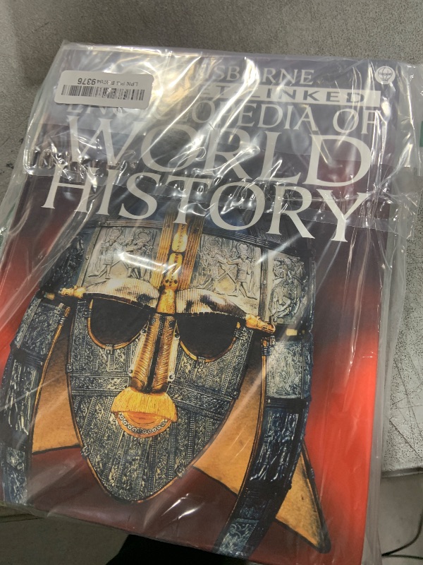 Photo 1 of The Usborne Internet-Linked Encyclopedia Of World History