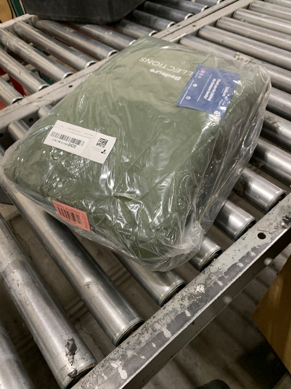 Photo 1 of Bedsure Cotton Duvet Cover King - 100% Cotton Waffle Weave Olive Green Duvet Cover King Size, GentleSoft™ and Breathable Bedding Set for All Season, 3 Pieces, 104"x90"