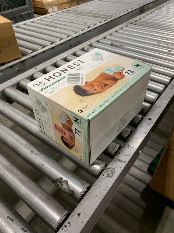 Photo 1 of The Honest Company Clean Conscious Diapers for Delicate Skin | Up to 100% Leakproof | Hypoallergenic, Fragrance Free | Gender Neutral | Club Box, Size Newborn, 72 Count (Prints May Vary)