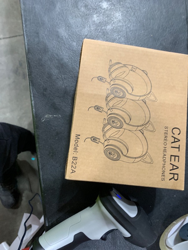 Photo 1 of Cat Ear Gaming Headphones Wired AUX 3.5mm with LED Light, VIGROS Flashing Stereo Game Headphones Surround Sound Over-Ear Headsets with Microphone Fit Kids & Adult for PC, PS4, Switch, Mobile, Laptop