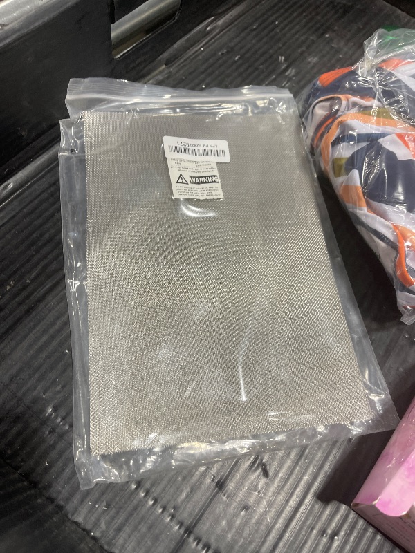 Photo 1 of 6PCS CHAYUFUN 304 Stainless Steel Wire Mesh Screen, 1mm Hole 20 Mesh, No Rust and Sturdy, Easy to Cut, Heat-Resisting Metal Mesh for Vent, Window Screen Mesh, Cage, Filter Mesh, DIY Projects, etc