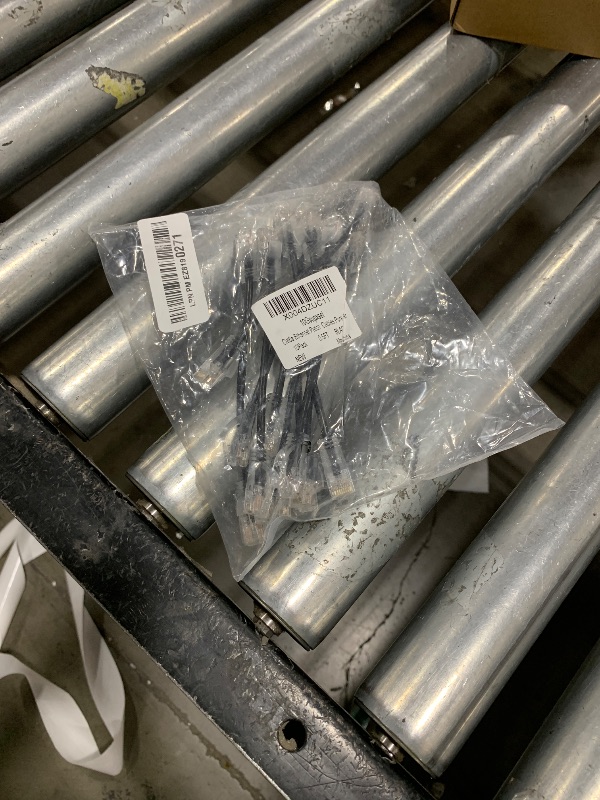 Photo 1 of 10Gsupxsel Cat6a Patch Cables 0.5ft (10 Pack) Slim, Cat6 Ethernet Patch Cable Pure Copper, Flexible Cat 6 Patch Cable 550MHZ 10G, Space-Saving Cat 6A Network Cables for Patch Panel, Black