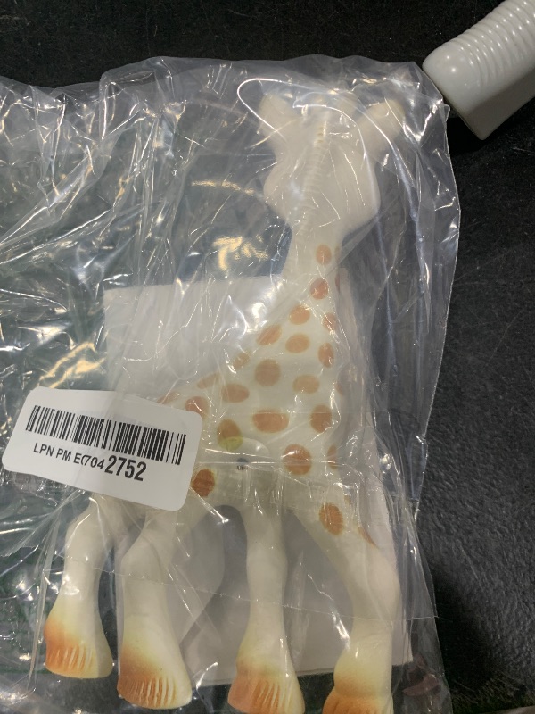 Photo 1 of Sophie la girafe | Handcrafted for 60 Years in France | 100% Natural Rubber | Designed for Teething Babies | Awaken All 5 Senses | Easy to Clean | Pack of 1