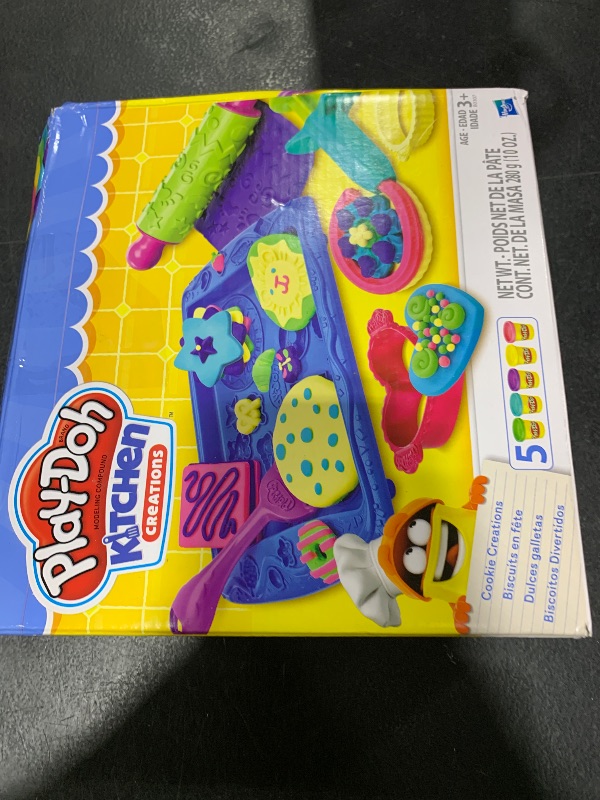 Photo 1 of Play-Doh Kitchen Creations Cookie Creations Playset, Kids Arts & Crafts Set, Preschool Play Food Toys, Easter Gifts for Girls & Boys, Ages 3+ (Amazon Exclusive)