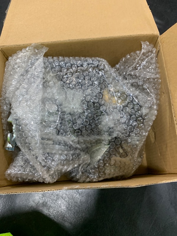 Photo 1 of SFriding Carburetor Dual Carb for Honda Shadow VLX 600 VT600C VT600CD Deluxe 1988-1998 Replace OEM# 16100-MR1-673, 16100-MR1-672, 16101-MY0-670