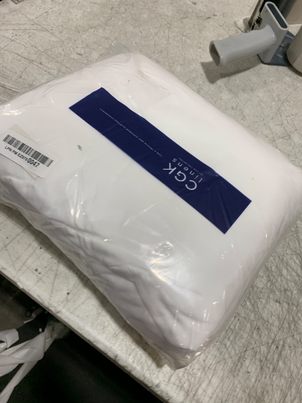 Photo 1 of Extra Deep King Sheet Set - 6 Piece Breathable & Cooling Sheets - Hotel Luxury Bedding Set w/18-24 Inch Extra Deep Pockets - Easy & Secure Fit - Super Soft, Wrinkle Free and Comfy - White, King Size