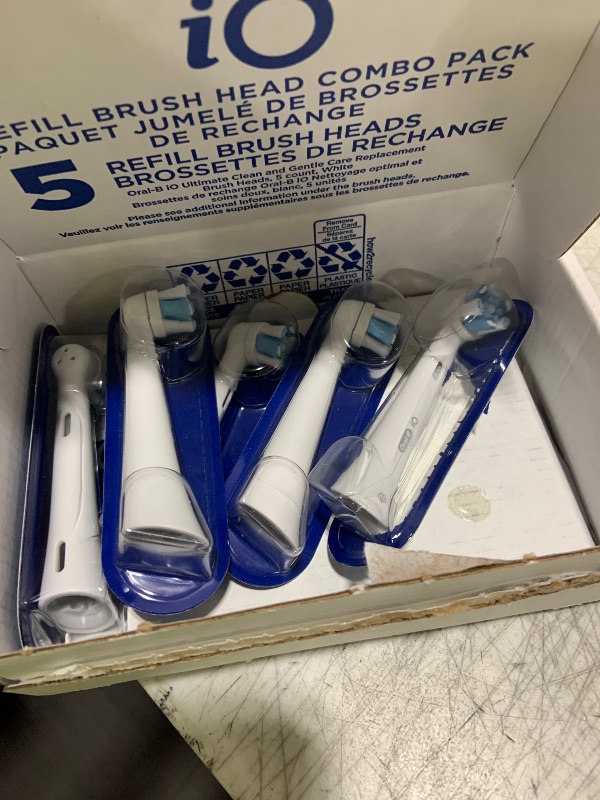 Photo 1 of Oral-B iO Ultimate Clean Replacement Brush Heads, 5 Count, 4 Ultimate Clean + 1 Gum & Sensitive White