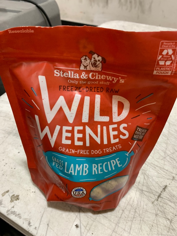 Photo 1 of Stella & Chewy's Freeze-Dried Raw Wild Weenies Dog Treats - High-Protein Training Treats for Dogs & Puppies - All-Natural Grass-Fed Lamb Recipe with 97% Meat & Organs - USA Made - 3.25 oz Bag
Exp 07/04/2026