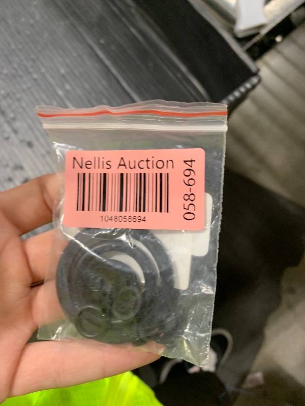 Photo 1 of 11pcs Sprayer Seal Rings, Rubber Seal O Rings Accessories Multiple Sizes Sprayer Sealing Gasket Set for Most 3L 5L 8L Sprayer, Garden Spray Pump Repair Parts for Most 1 Gallon 2 Gallon Sprayer