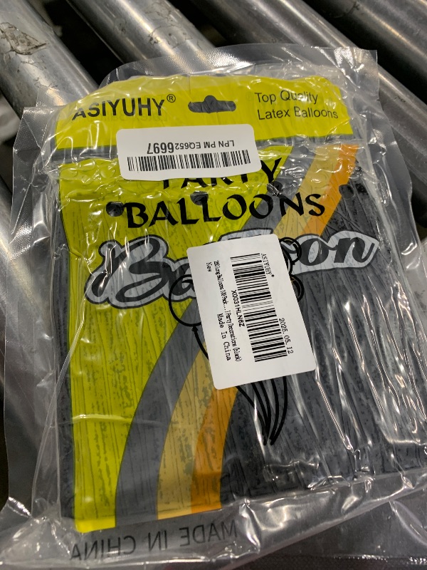 Photo 1 of 260 Long Balloons 100 Pack Black Twisting Animal Balloons Thickening Latex Modeling Long Magic Balloons for Animal Model Halloween Weddings Birthdays Festival Party Decorations (black)