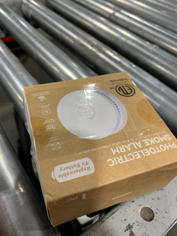 Photo 1 of Jemay  Detector Fire Alarms 9V Battery Operated with Photoelectric Sensor, Smoke Alarms Easy to Install, 1 Pack