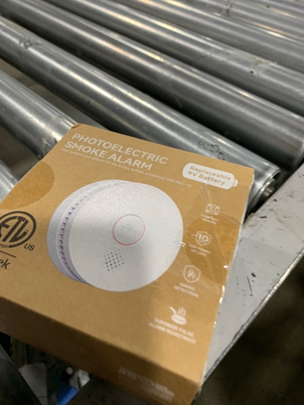 Photo 1 of Jemay  Detector Fire Alarms 9V Battery Operated with Photoelectric Sensor, Smoke Alarms Easy to Install, 1 Pack