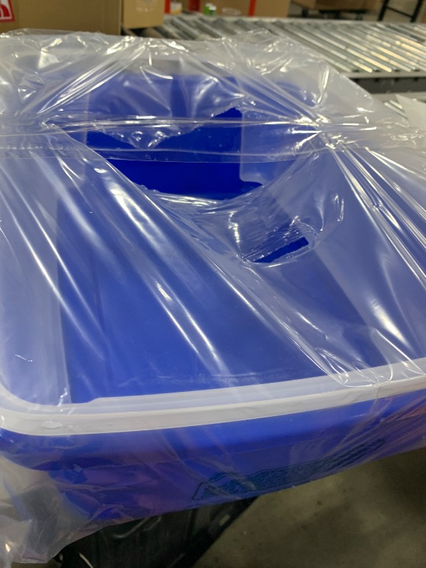 Photo 1 of IRIS USA Large Cat Litter Box with Scatter Shield and Scoop, Open Top High Sided Cat Litter Pan, Blue