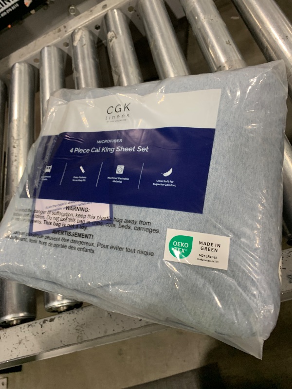 Photo 1 of Cal King Size 4 Piece Sheet Set - Comfy Breathable & Cooling Bed Sheets Set - Hotel Luxury Bedding for Women, Men, Kids, Teens, Boys & Girls - Deep Pockets and Wrinkle Free - Blue (Heathered Sheets)