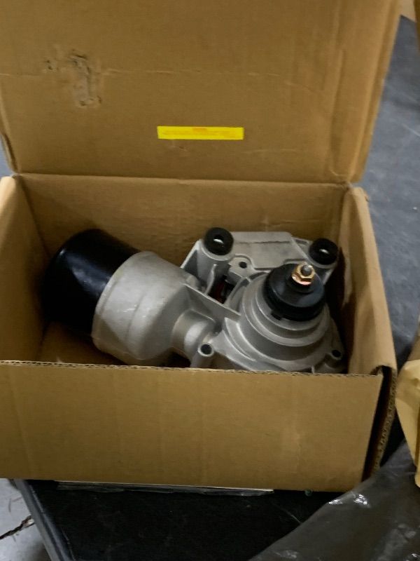 Photo 1 of Cardone 40-162 Remanufactured Wiper Motor
