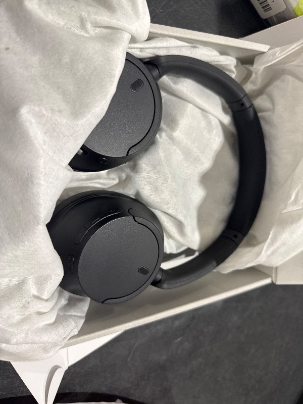 Photo 1 of Sony WH-CH720N Noise Canceling Wireless Headphones Bluetooth Over The Ear Headset with Microphone and Alexa Built-in, Black New