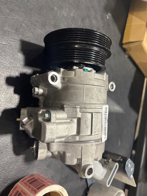 Photo 1 of TadaMark Air Conditioner AC Compressor with Clutch Fit for Volkswagen for Jetta 2005-2014, for Beetle 2.0l 2.5l 06-17, for Golf 10-14, for Rabbit 06-09, for Passat 12-15 2.5L Audi TT RS Quattro 12-13