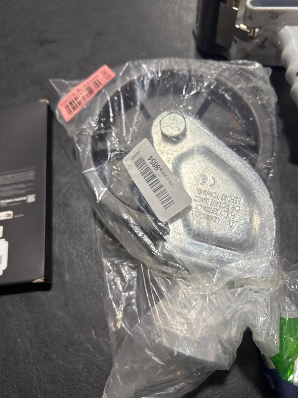 Photo 1 of Reese Pro Series 1400750340 6" Caster, Silver & Black
