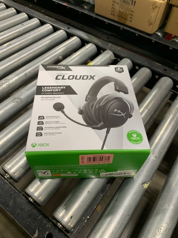 Photo 1 of HyperX CloudX, Official Xbox Licensed Gaming Headset, Compatible with Xbox One and Series X|S, Memory Foam Ear Cushions, Detachable Noise-Cancelling Mic, in-line Audio Controls,Black/ Silver