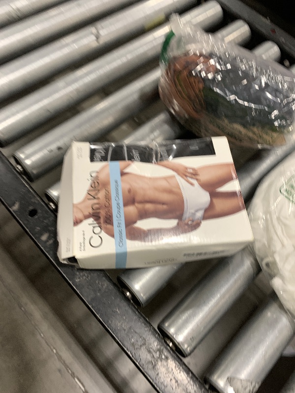 Photo 1 of Calvin Klein Men's Cotton Classics 3-Pack Brief