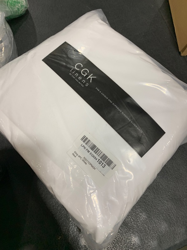 Photo 1 of King Size 4 Piece Sheet Set - Comfy Breathable & Cooling Bed Sheets Set - Hotel Luxury Bedding for Women, Men, Kids, Teens, Boys & Girls - Deep Pockets, Ultra-Soft and Wrinkle Free - Oeko-Tex - White