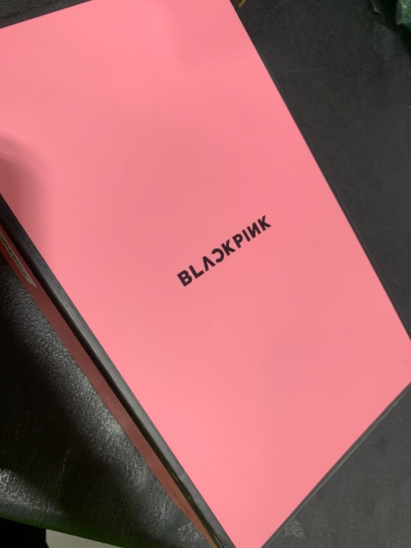 Photo 1 of KPOPINTOUCH Blackpink Official Fan Light Stick Version 2 Cheering Lightstick for K-Pop Idol Concert Lightup Lighting Party Supplies
