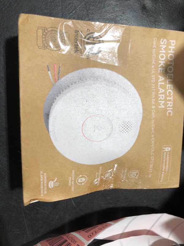 Photo 1 of Jemay  Detector, Photoelectric Smoke Alarm with 9V Backup Battery, Hardwired Interconnected Smoke Detector, Fire Alarm with Test/Silence Button for Home, 1 Pack