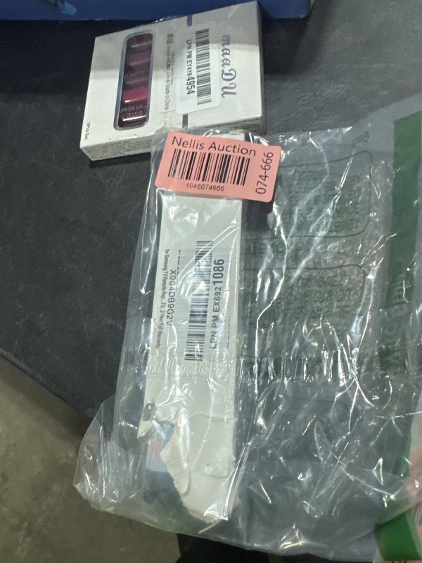 Photo 1 of Replacement for Samsung TV Remote, for All 2019-2025 Samsung Remote Control for Smart TV with Voice Control. No Solarcell. 2-Year Warranty.