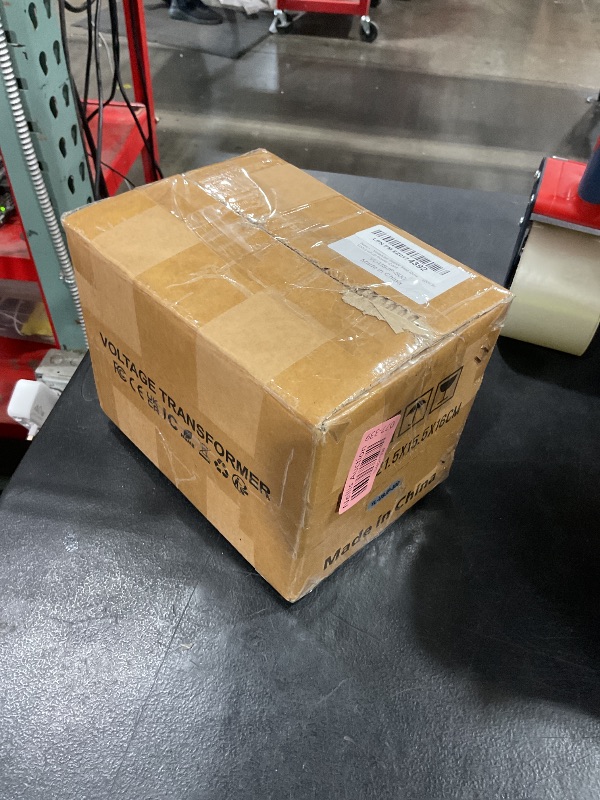 Photo 1 of Yinleader 500W US to Japan Voltage Converter 120V to 100V Step Down Transformer for Japanese Appliances (Turntable/Player/Amplifier/yogurtia/Consoles/Synthesizers, etc.) in US