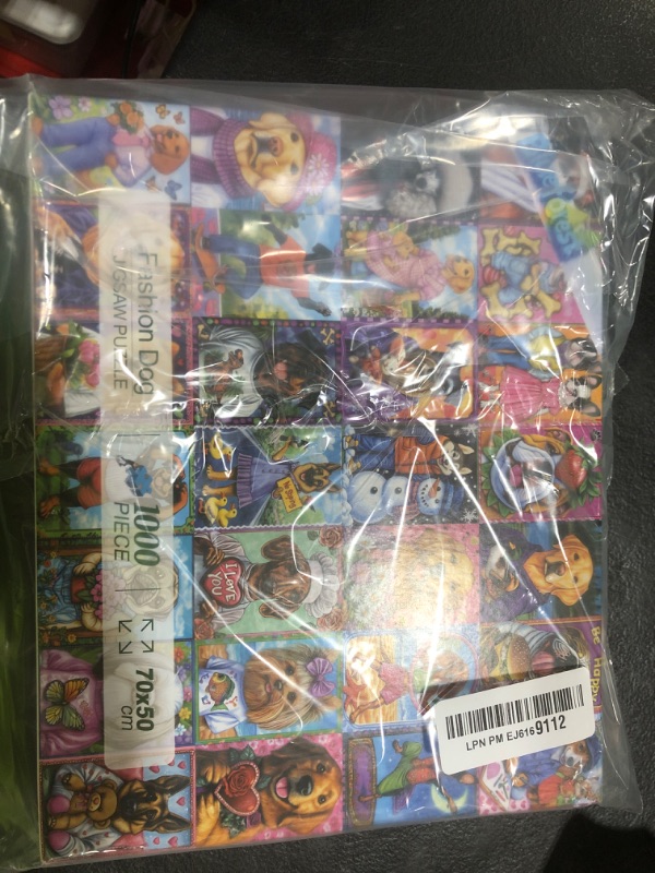 Photo 1 of 100 PIECE FASHION DOG JIGSAW PUZZLE 