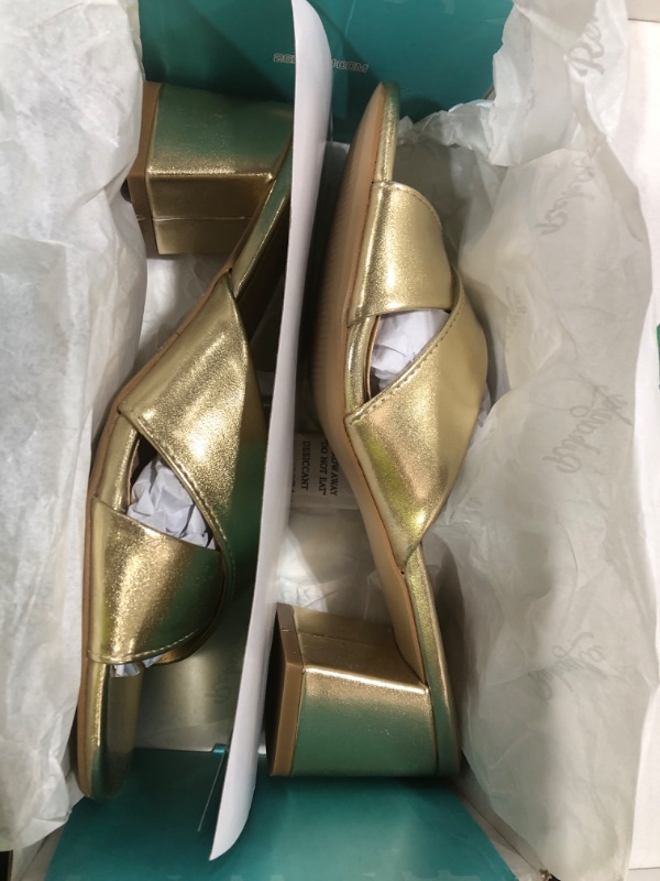 Photo 1 of GOLD MINI HEELS SIZE 7