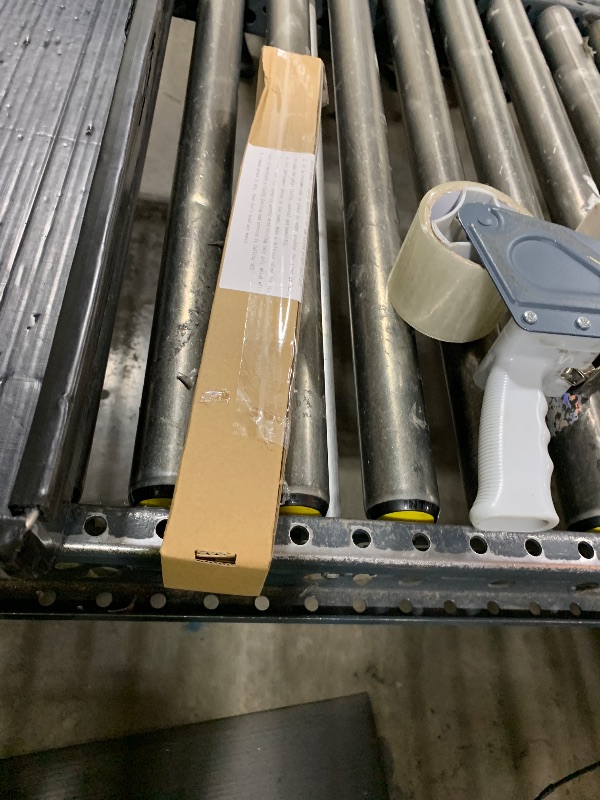 Photo 1 of 100Pcs Pampas Grass Boho Home Decor 17 inch Natural Dried Flowers-Pampas Grass Contains Bunny Tails White Pampas Brown Pampas.Boho Decor for Farmhouse Wedding Boho Wall Bathroom Office Kitchen…