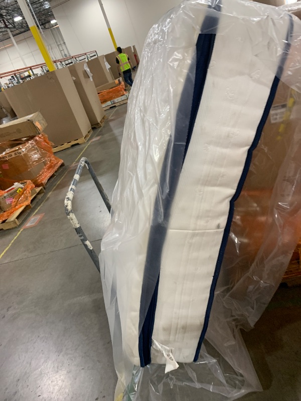 Photo 1 of WHITE MATTRESS SIZE FULL 
