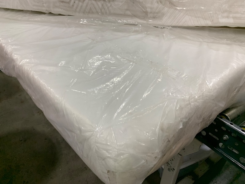 Photo 1 of KING SIZE WHITE MATTRESS UNKNOWN BRAND/MODEL 