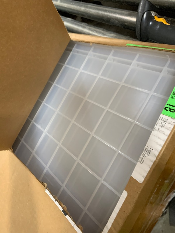 Photo 1 of FSE 373-LID231CLCS Container Lid, for use with SNT225 and SNT230, Clear, Made in USA