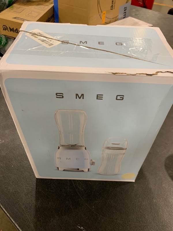 Photo 1 of SMEG 50's Retro Style Personal Blender with Backlit Knob and Two 600 ML BPA Free bottles PBF01CRUS Cream