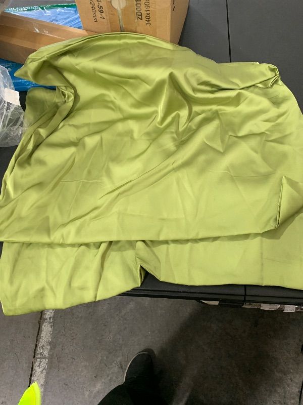 Photo 1 of GREEN SILK PILLOW CASES QUEEN SIZE 