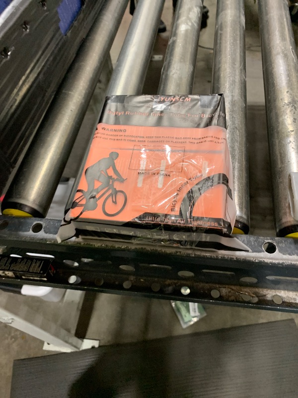 Photo 1 of 700C Heavy Duty Bike Tubes 700x35C/38C/40C/43C AV48 Schrader Valve (35/43-622) 700C Bicycle Inner Tubes Compatible with 700x35C 700x36C 700x37C 700x38C 700x40C 700x42C 700x43C Bike Tire Tubes 2-PCS