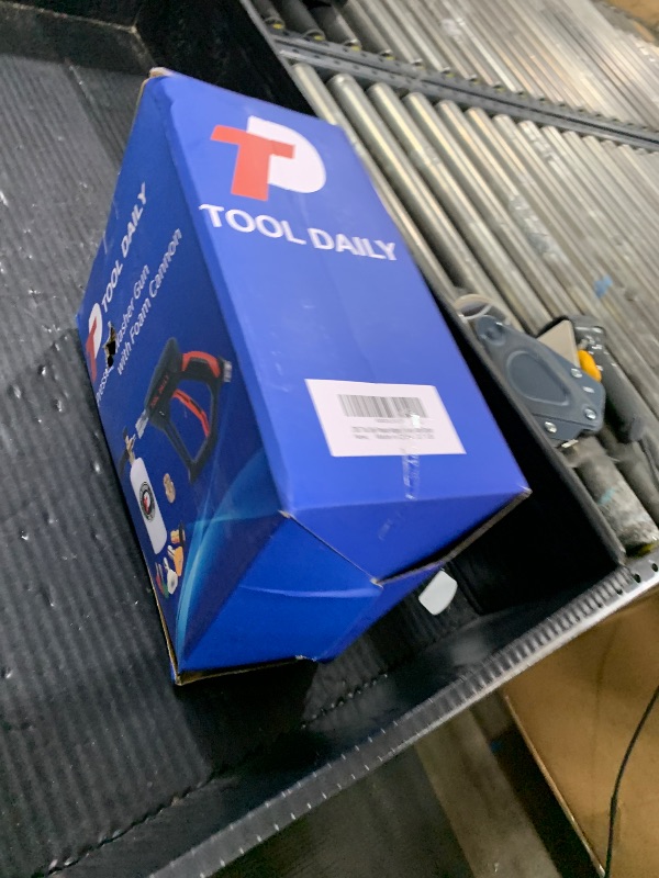 Photo 1 of Tool Daily Short Pressure Washer Gun with Foam Cannon, 1/4 Inch Quick Connector, with 5 Pressure Washer Nozzle Tips, 1 Liter
