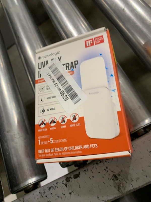 Photo 1 of Mosalogic Fruit Fly Traps for Indoors Gnat Trap for House Indoor-600 Sqft Protection Area UV Fly Insect Trapper for Fruit Flies?Gnat?Mosquito?and Other Flying Insect Plug in Bug Zapper Killer White