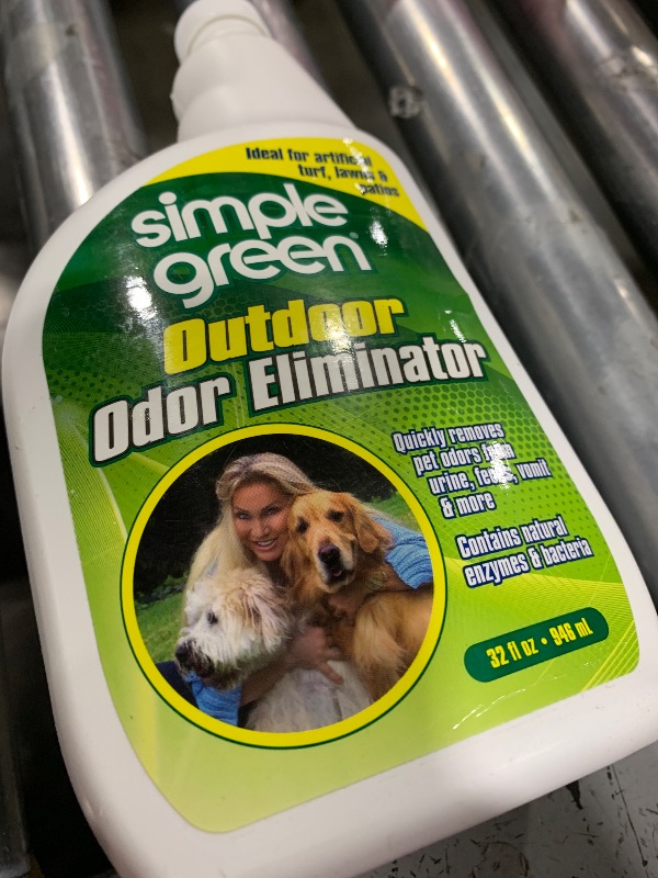 Photo 1 of Outdoor Odor Eliminator for Pets, Dogs, Ideal for Artificial Grass & Patio (32 oz Hose End Sprayer)
