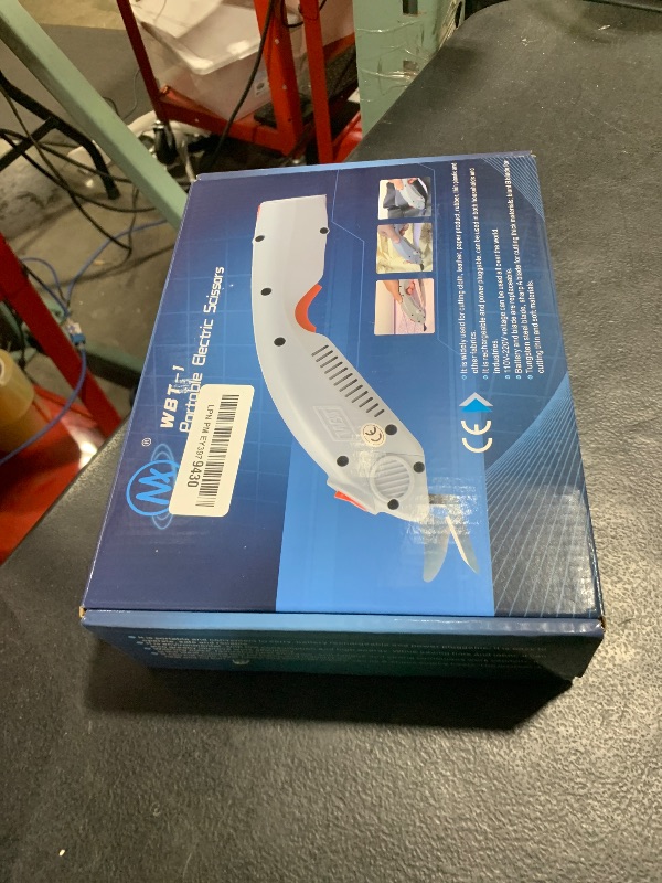 Photo 1 of MXBAOHENG Wbt-1 Electric Fabric Scissors Cordless Fabric Shears Rechargeable Cloth Cutter for Carpet/Leather/Rubber/Paperboard (1 Battery & A Blade)