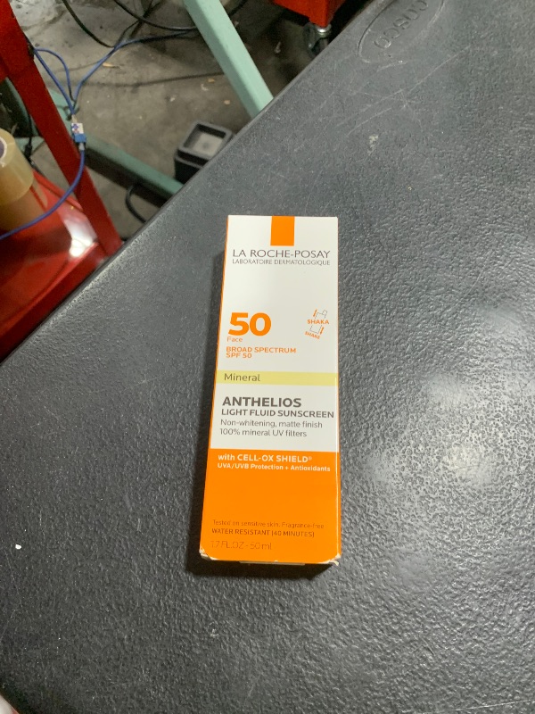 Photo 1 of La Roche-Posay Anthelios Mineral Ultra-Light Face Sunscreen SPF 50, Zinc Oxide Sunscreen for Face, 100% Mineral Sunblock, Oil Free for Sensitive Skin, Daily Sun Protection